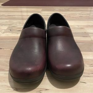 Crocs Burgundy Neria Non Slip Work Clog